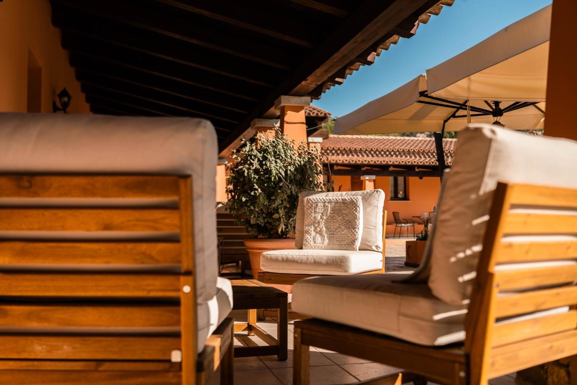 Casagliana Suite Resort Olbia Exterior foto