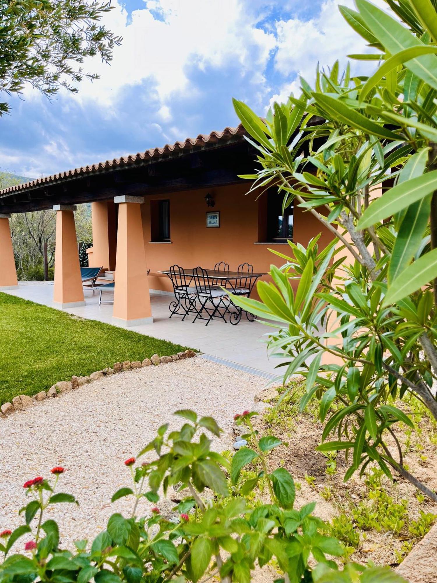 Casagliana Suite Resort Olbia Quarto foto